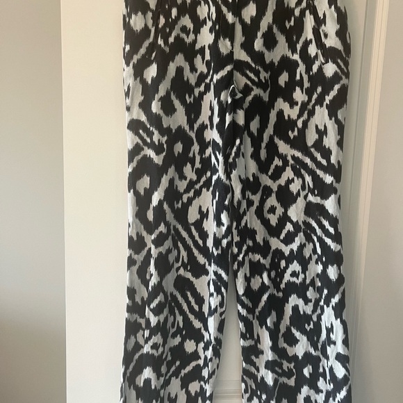 Ann Taylor Loft navy and white Aztec pants 6 - Picture 2 of 5